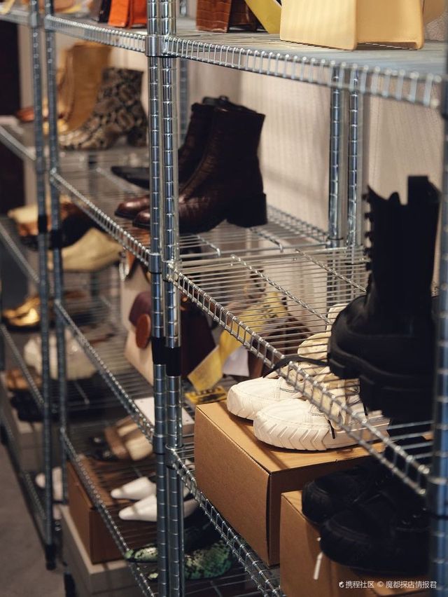 LOOKNOW Brings Fashion to Life