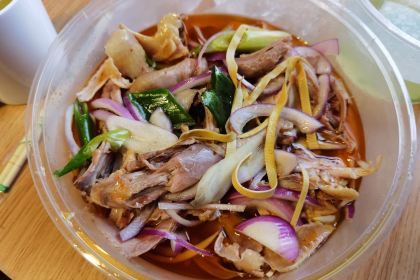 小马子椒麻鸡店(团结路店)