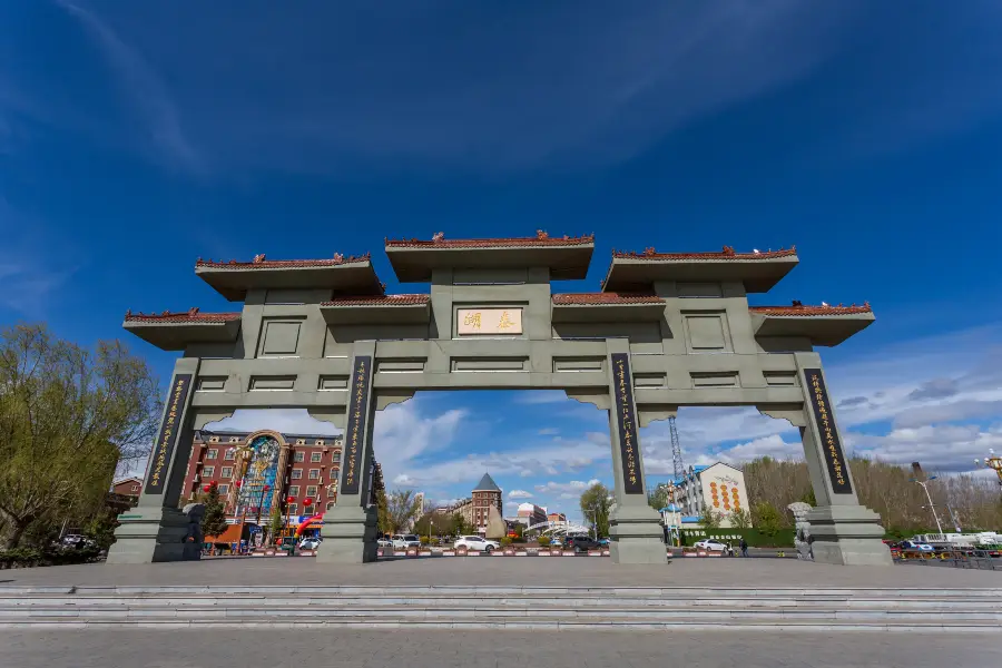 Taihu Lake (West Gate)