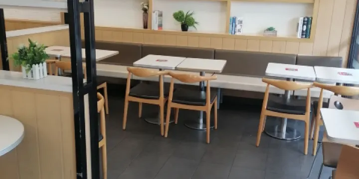 華萊士(代縣店)