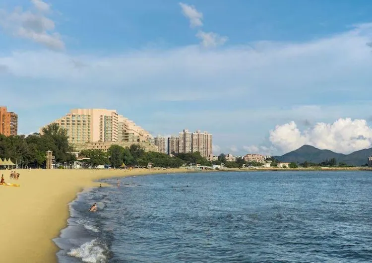 【Staycation】黃金海岸酒店入住報告 毗鄰靚景沙灘 遊玩設施豐富 親子度假樂園