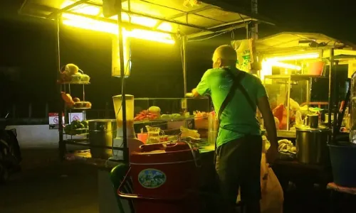 Muang Buri Ram Municipal Night Bazaar