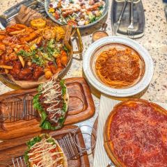 Bi and F Pig's Feet Bossam User Photo