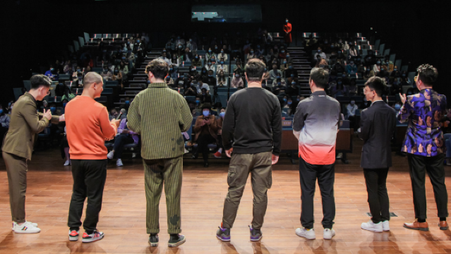 zheng hao kan xiao ju chang （ guo mao 360 dian ）