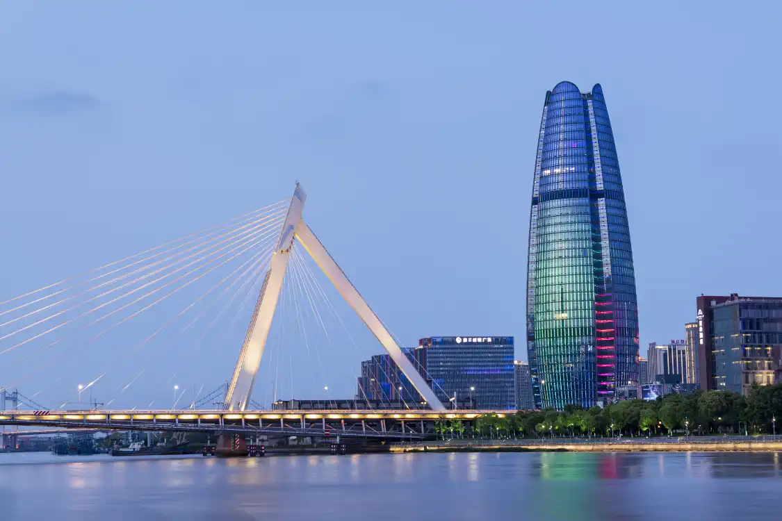 Hotels near Yongjiang River