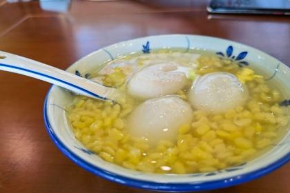 仨友汇手信糖水店