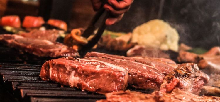 Carbón Parrilla de Barrio - Galerias Santa Anita
