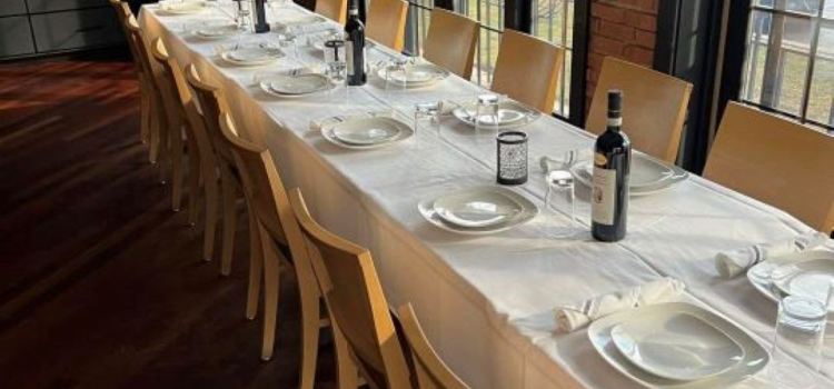 Dolces Restaurant and Wine Bar
