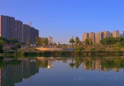 Luoding Jiangbin Park