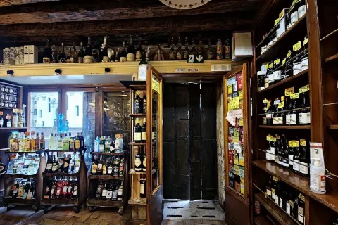 Cantine del Vino gia Schiavi