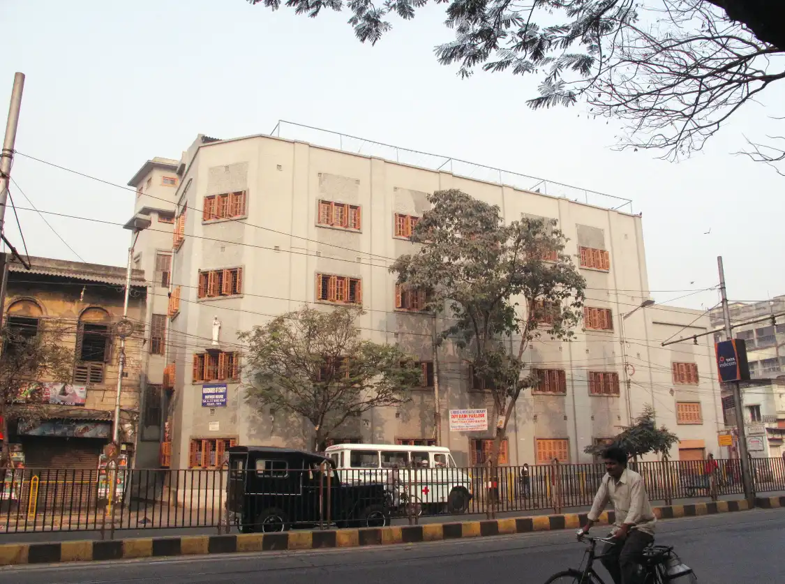 Hotels near The Mother House Of The Missionaries Of Charity