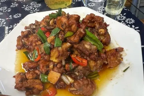 云贵酒家