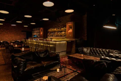 THE MUSIC BAR -CAVE SHIBUYA-