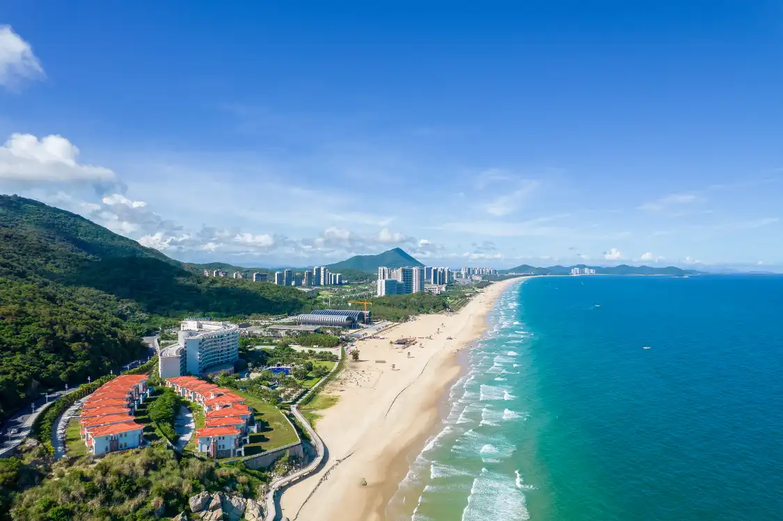 Hotels near Shili Silver Beach