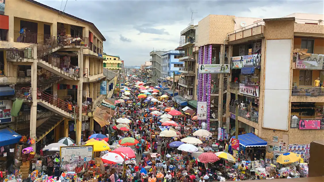 Hotels near Makola Market