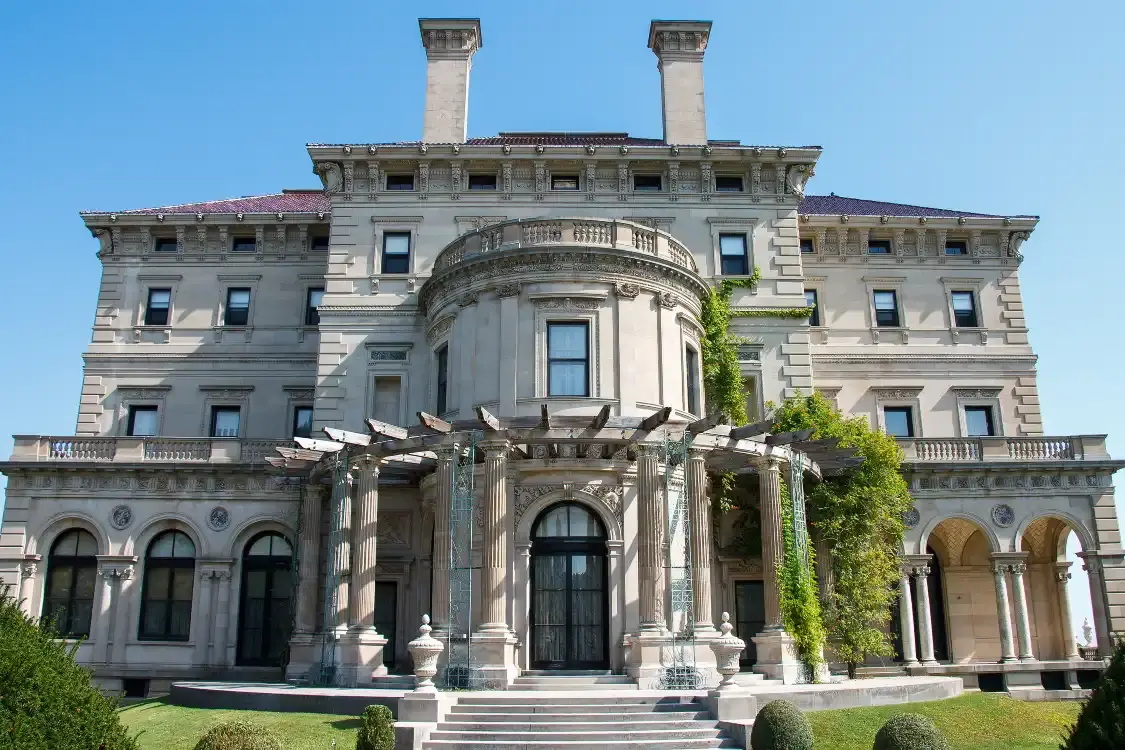 Hotels near The Breakers