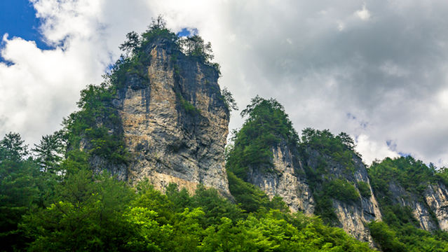 Hongping Gallery Valley