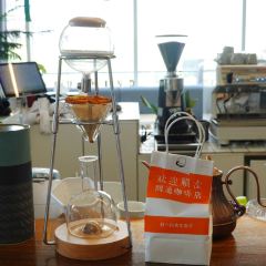 开通CAFE&BOOK(喜马拉雅店) User Photo