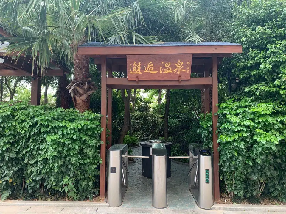 5_Royal Seaside Resort Hotel