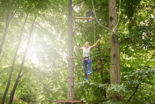 鄰近朝陽公園勇敢者樂園的酒店