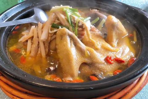 A HUA FAN DIAN