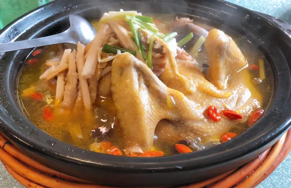 阿華飯店（十五年的店）