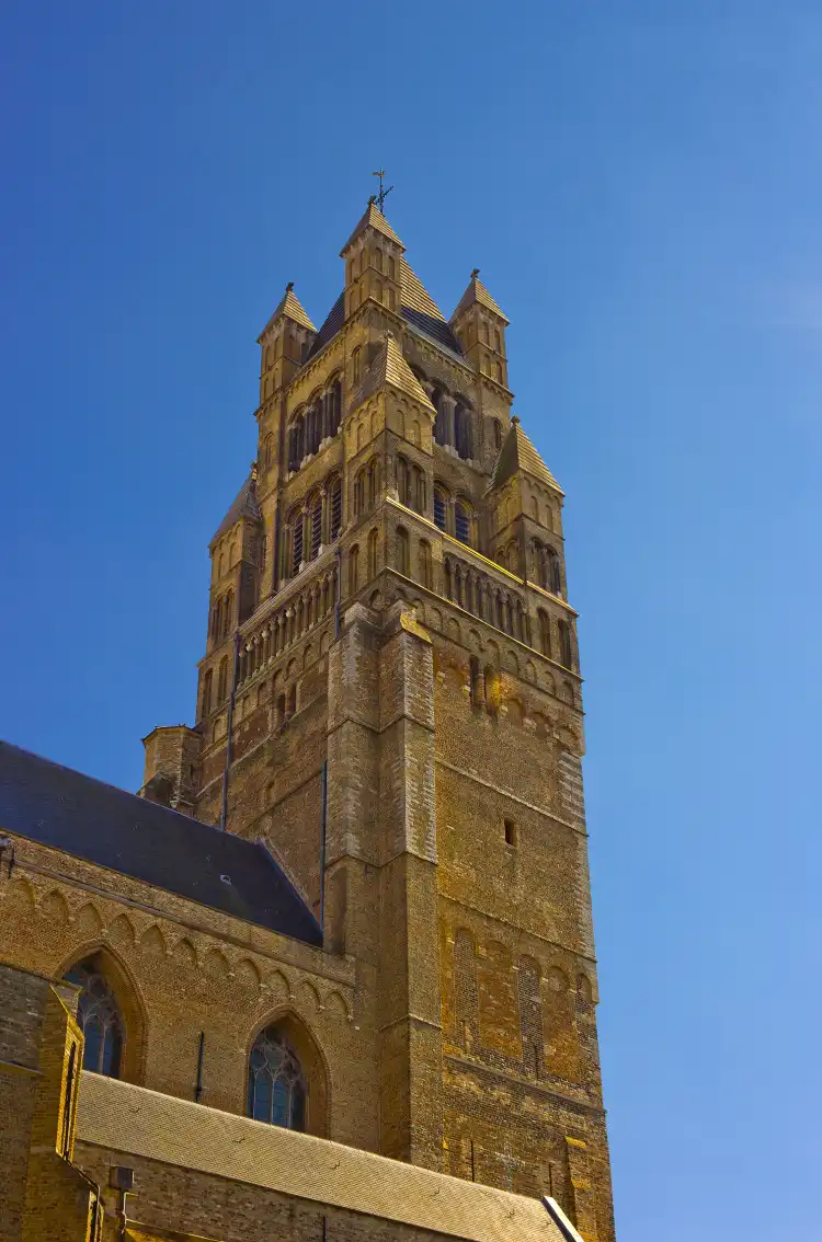 Hotels near Saint Saviour's Cathedral