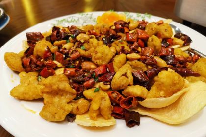 源龙大酒店中餐厅