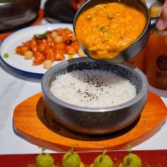 荟廷·晶萃(静安晶品店) User Photo