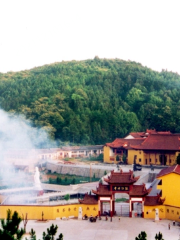 Bo Mountain Temple