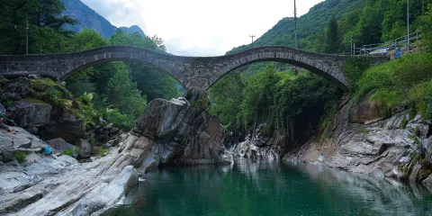 薩爾蒂羅馬拱橋