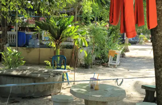 Hotels near Nathon Town