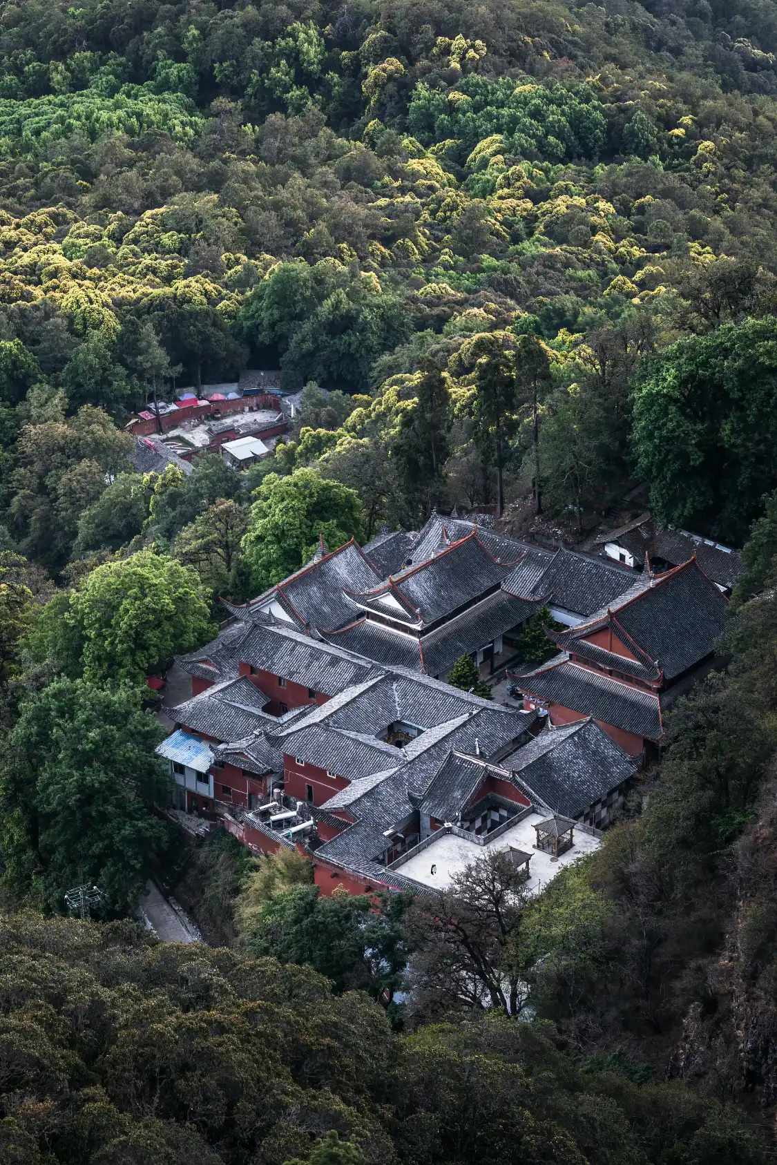 Hotels near Denghui Nunnery