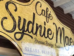 Cafe Sydnie Mae