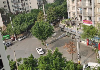 Fengjie People's Square Commercial Pedestrian Street