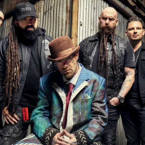 โคลัมบัส | Five Finger Death Punch ทัวร์