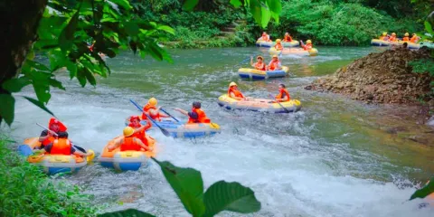 南崑山大觀園崑山峽漂流