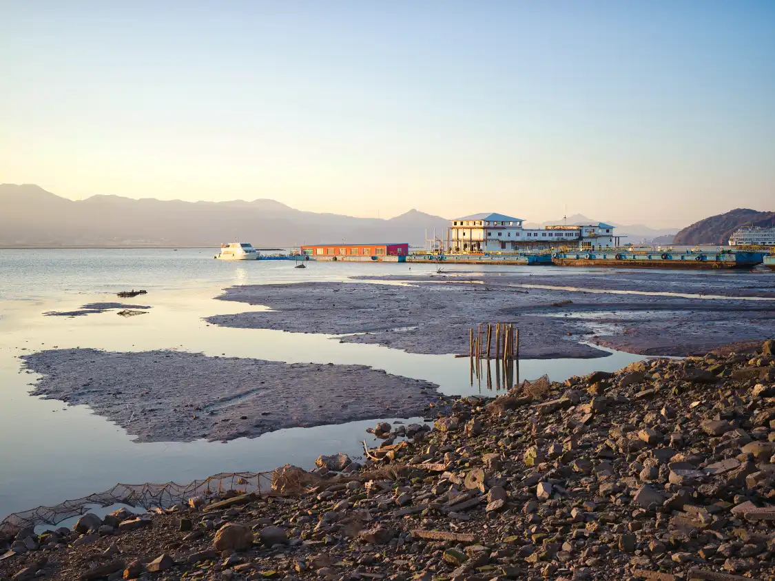 Hotels near Xiangshan Harbor