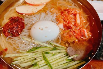 CHANG BAI SHAN XIAO MU WU MI JIU DIAN