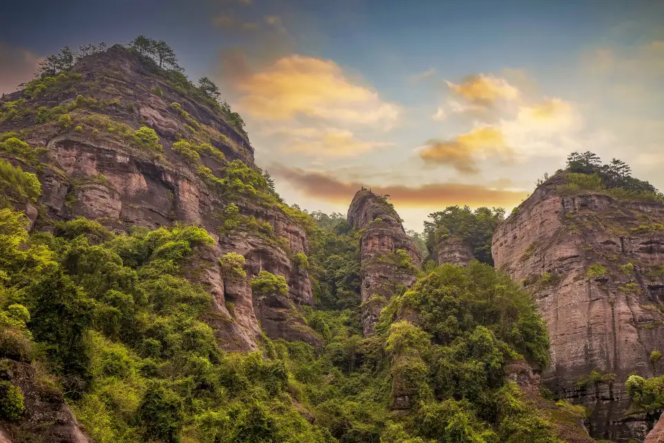 1_Guanzhai Mountain