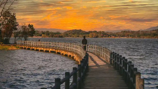 Hotels near The Qishan Pingtian Lake Scenic Area