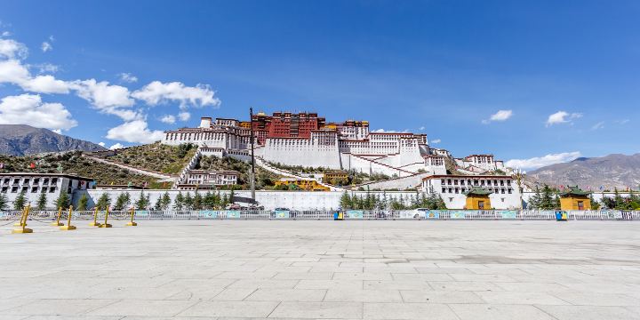 Potala Palace Square