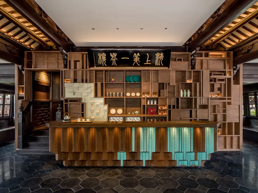 5_Yu Garden Lakeside Pavilion Teahouse