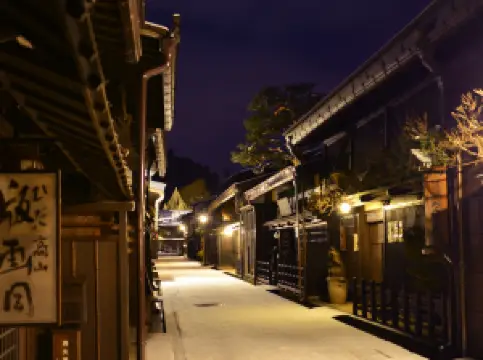 飛騨の人気夜の人気シーン