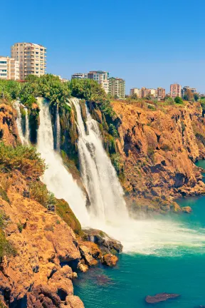 Hotel di Antalya Dengan Tempat Parkir