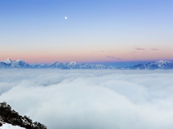 牛背山