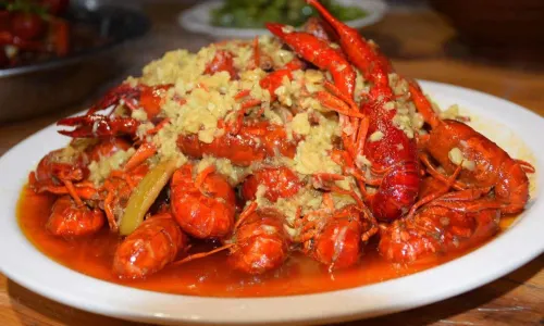 BIG CRAWFISH HOUSE