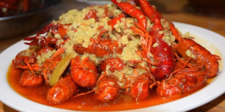 肥肥蝦莊·金牌油燜大蝦（石牌嶺總店）