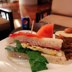 长白山万达喜来登度假酒店·大堂吧 User Photo