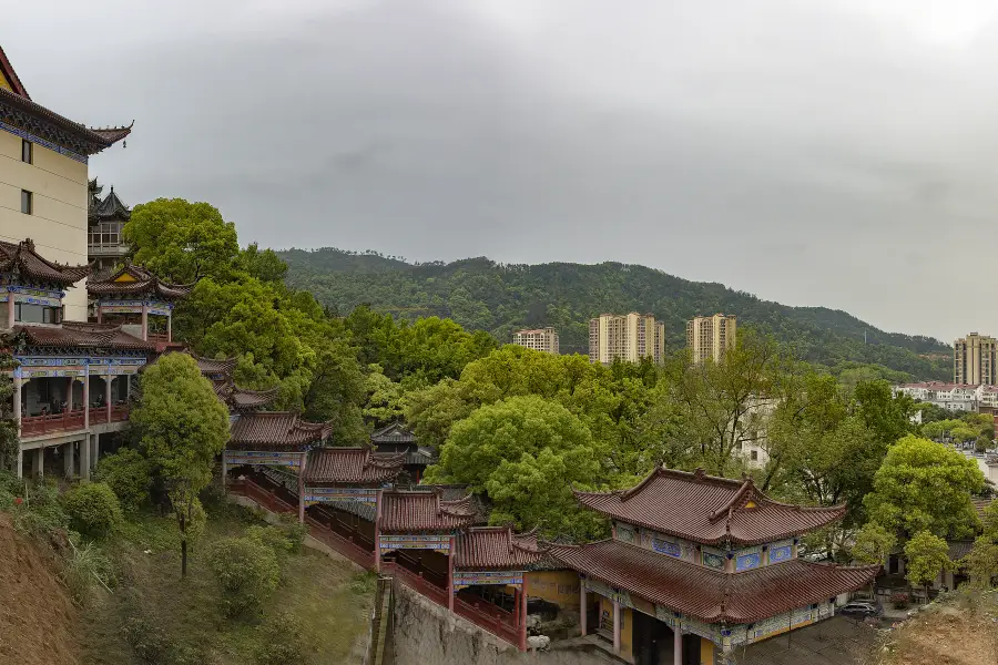 Cuiyan Temple